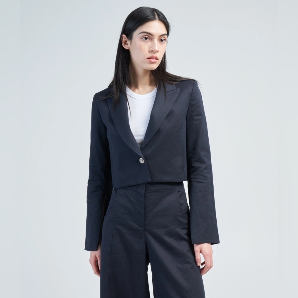 Twp Jagger Waiter Crop Stretch Virgin Wool Blazer In Navy Heather